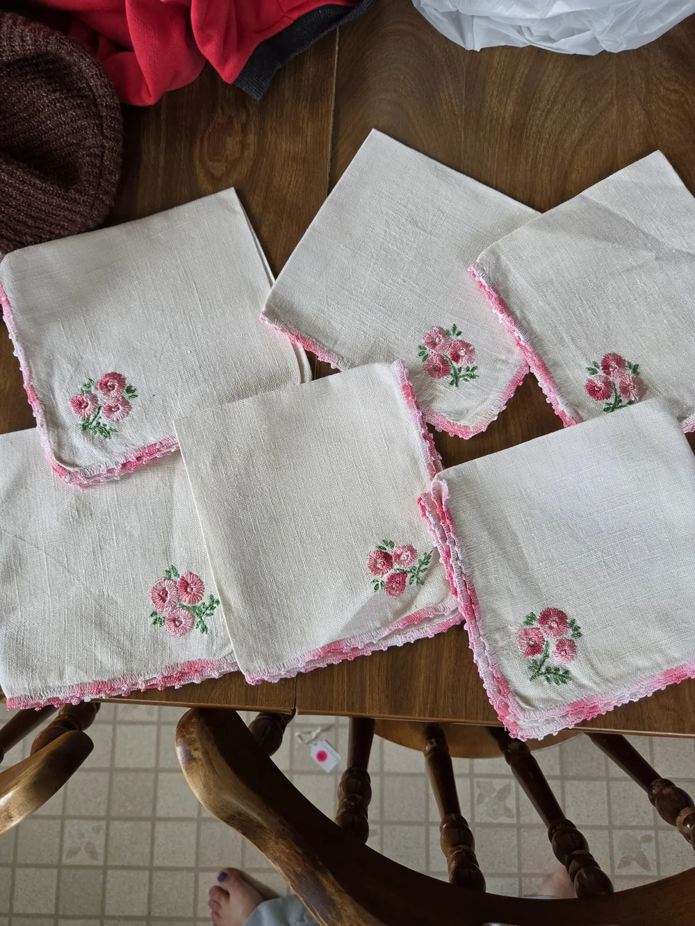 Source Unknown VINTAGE  White Linen Napkins with Pink Floral Embroidery